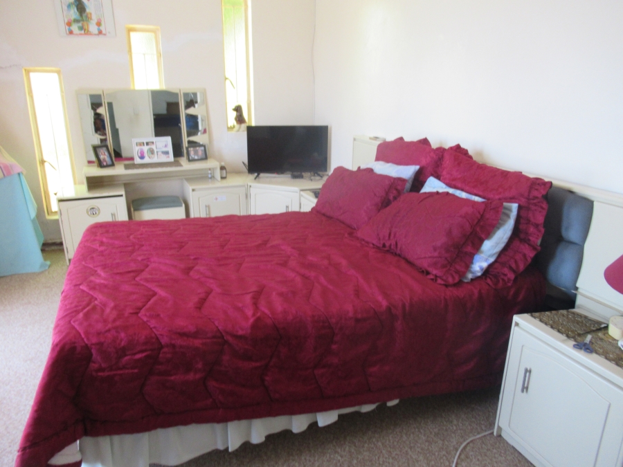 4 Bedroom Property for Sale in Riebeeckstad Free State